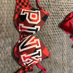 Pink Victoria secret 32b bra